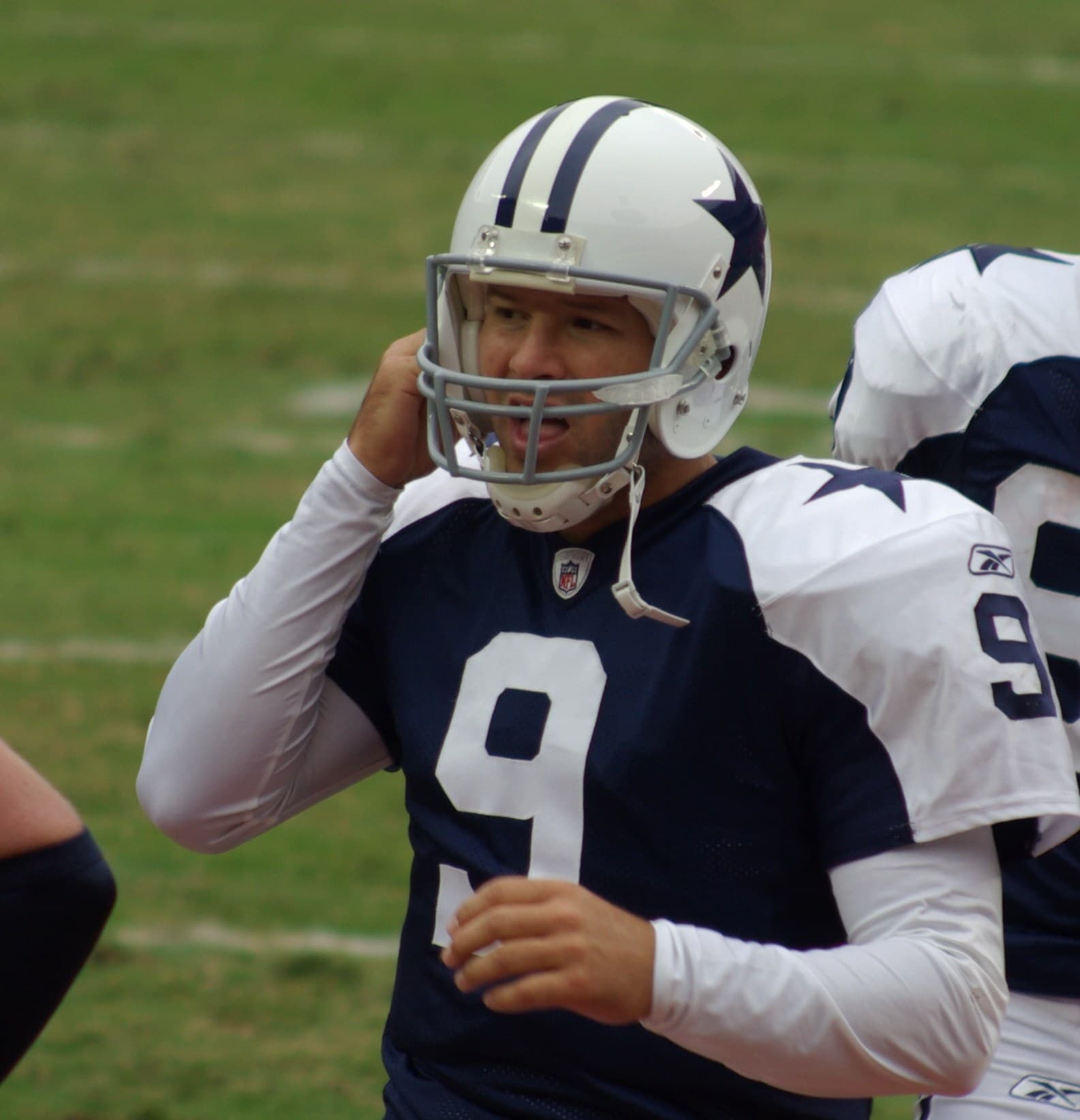 An image of https://cdn.algorithmicathlete.com/thumbnails/tonyromo.JPG